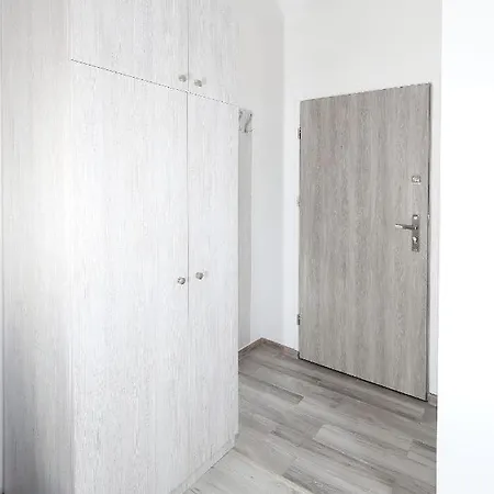 100-sio Anastazji Apartment